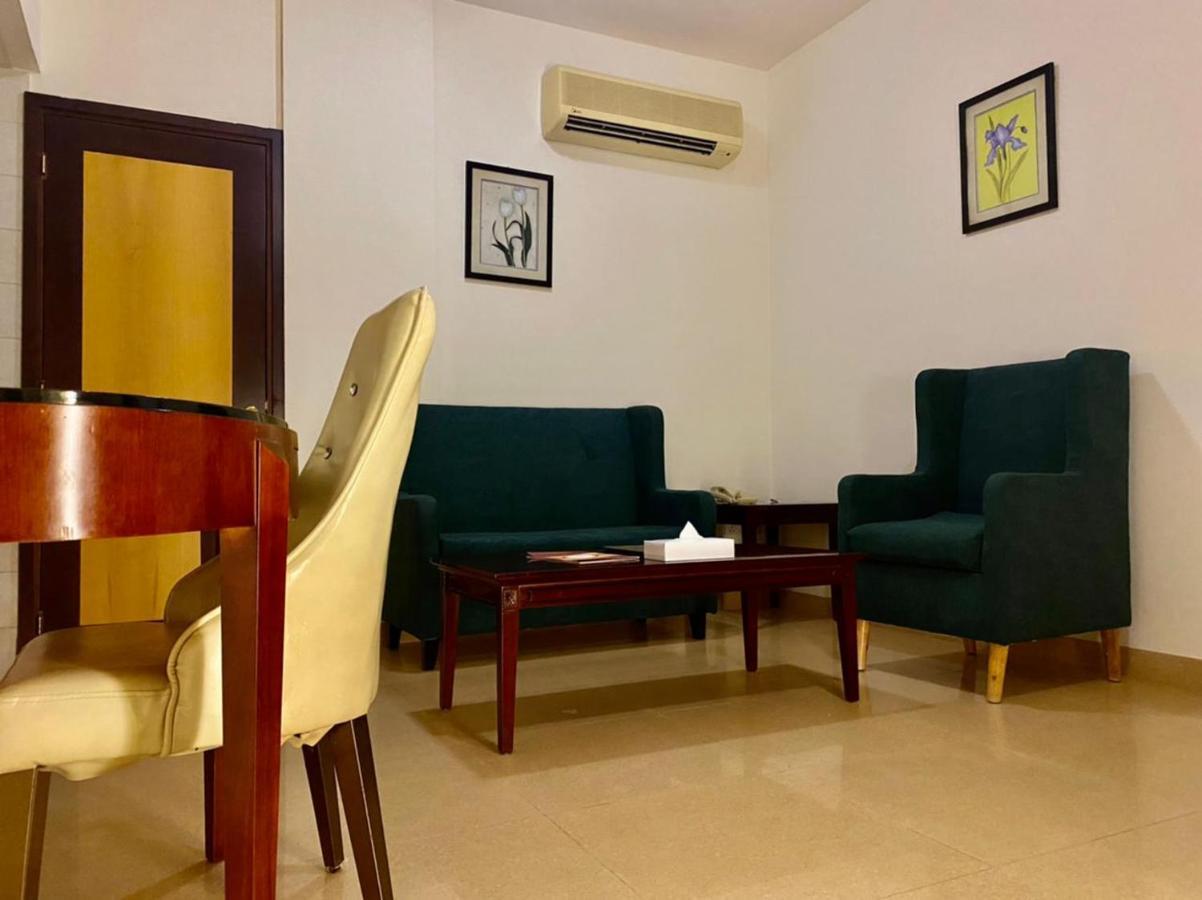 Wanasa Continental Hotel مسقط المظهر الخارجي الصورة